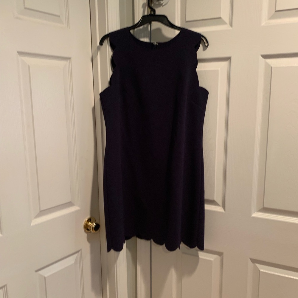 Brand new navy scallop dress 👗
